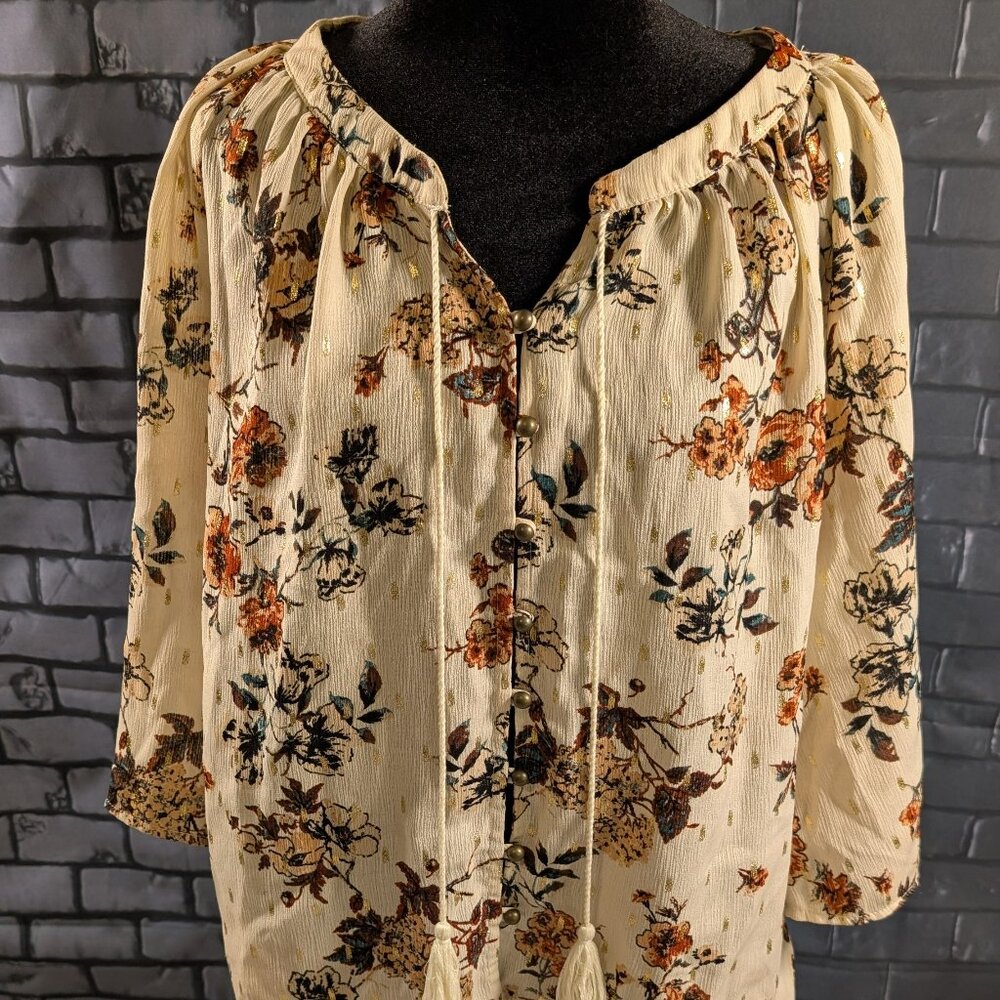 Daytrip Floral, V-notch Neck, Blouse